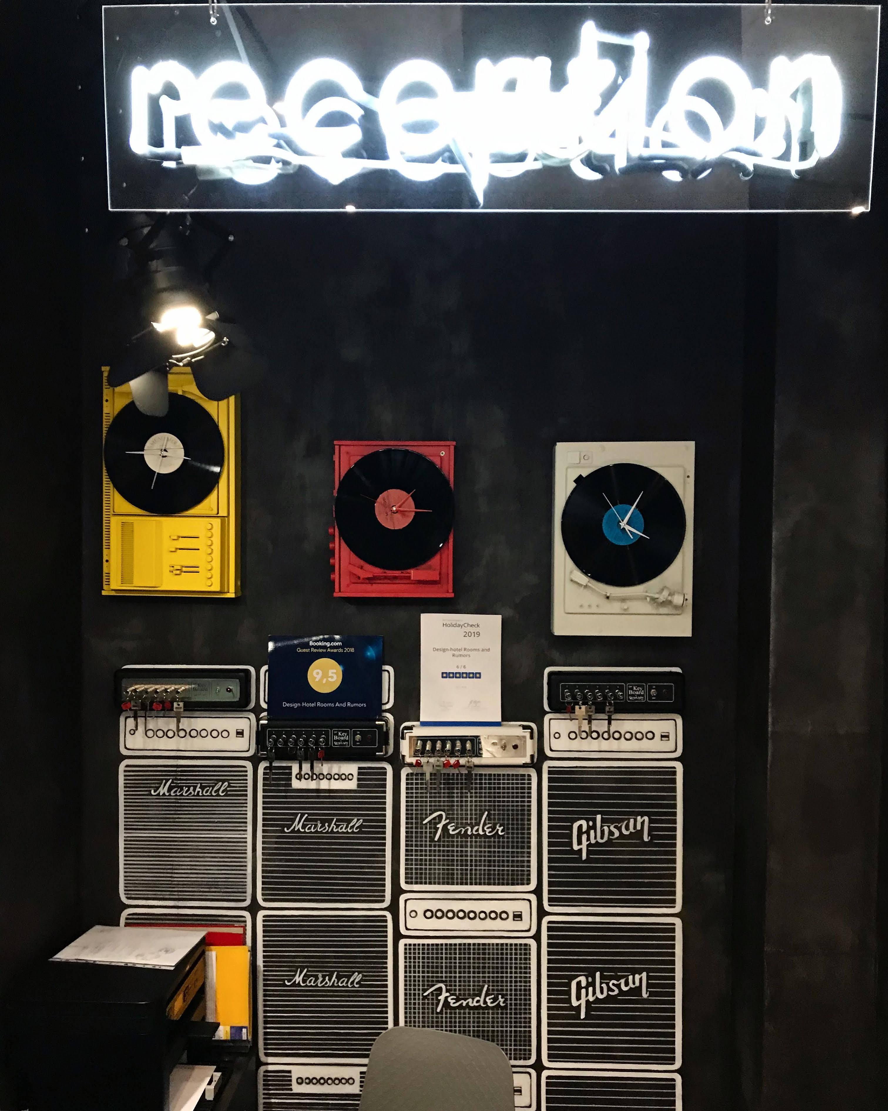 房间和房客设计酒店 敖德萨 外观 照片